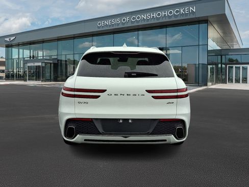 Used 2025 Genesis GV70 2.5T image 5