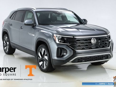 Used 2024 Volkswagen Atlas Cross Sport SE w/ Panoramic Sunroof Package FWD image 54