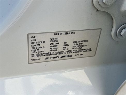 Used 2021 Tesla Model Y Long Range image 33