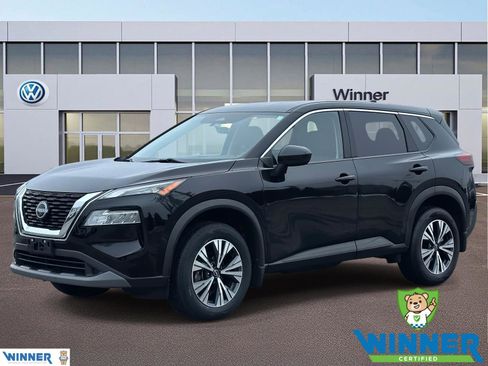 Used 2023 Nissan Rogue SV image 1