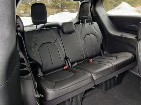 New 2026 Chrysler Voyager LX image 29