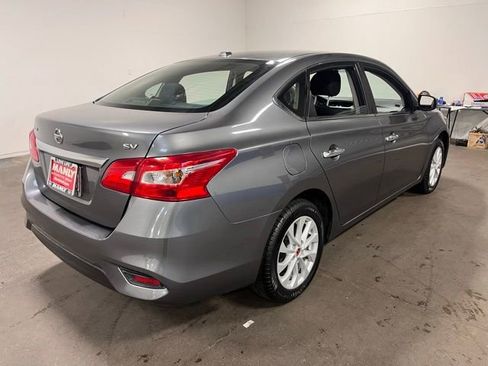 Used 2019 Nissan Sentra SV image 3