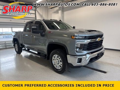 New 2026 Chevrolet Silverado 3500 LT image 1
