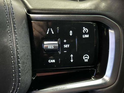 Used 2024 Land Rover Range Rover Sport SE AWD/4WD image 20