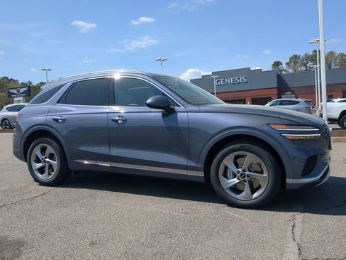 New 2026 Genesis GV70 2.5T Advanced image 2