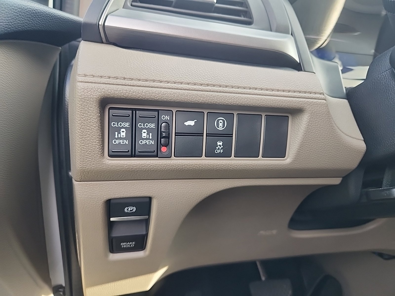 Used 2024 Honda Odyssey EX-L image 12