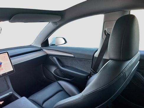 Used 2023 Tesla Model 3 Standard Range RWD image 23
