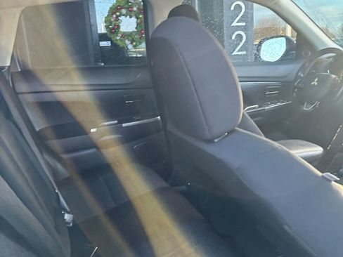 Used 2020 Mitsubishi Outlander Sport SE image 18