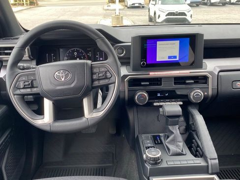 New 2026 Toyota 4Runner SR5 image 8