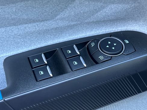 New 2025 Ford Maverick XLT image 14