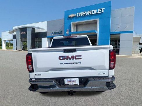 New 2026 GMC Sierra 1500 SLE w/ Max Trailering Package image 6