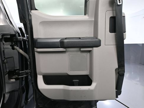 Used 2022 Ford F350 XL w/ Power Equipment Group AWD/4WD image 34