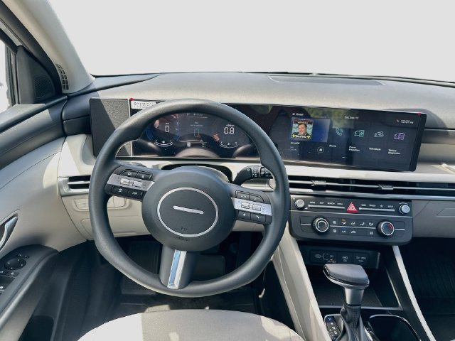 New 2026 Hyundai Tucson SE FWD image 21