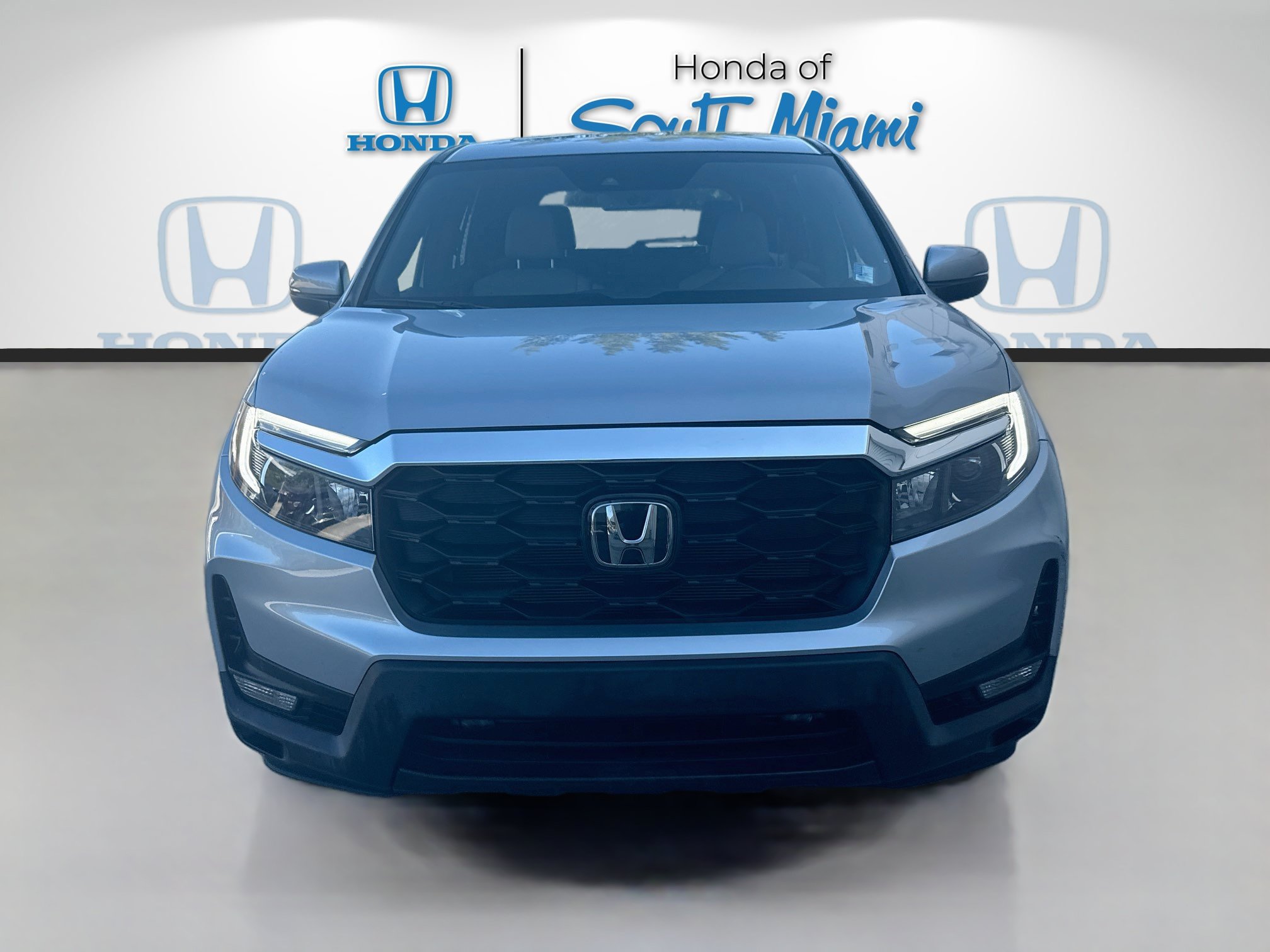 Certified 2023 Honda Passport EX-L image 2