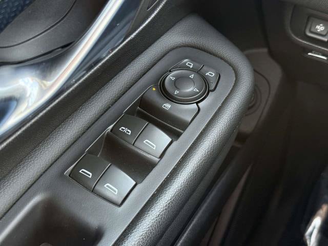 Used 2024 GMC Terrain AT4 w/ Tech Package AWD/4WD image 19