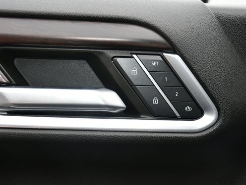 Used 2023 GMC Sierra 1500 SLT w/ SLT Premium Plus Package image 15