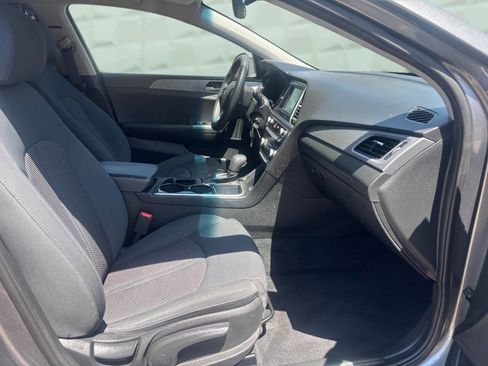 Used 2019 Hyundai Sonata SE FWD image 13