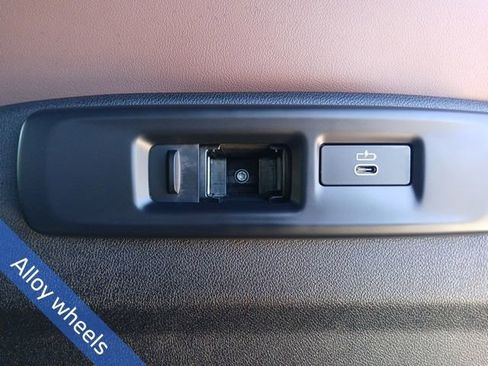 Used 2023 BMW X5 sDrive40i w/ Luxury Seating Package image 16