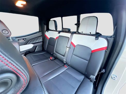 Used 2023 GMC Canyon AT4X image 24