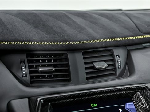 Used 2021 Lamborghini Aventador SVJ AWD/4WD image 32