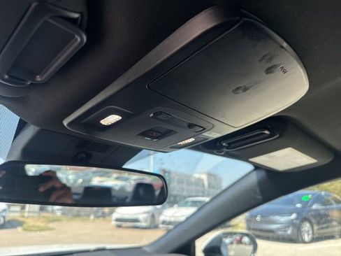 Used 2025 Toyota Camry SE image 14