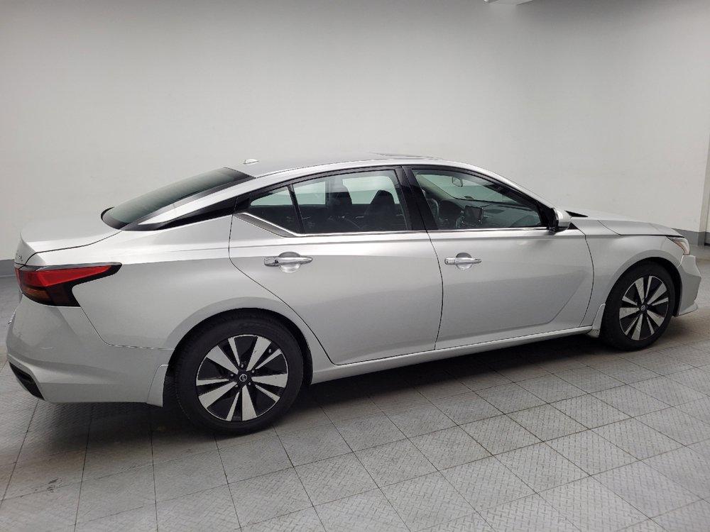 Used 2022 Nissan Altima 2.5 SL FWD image 10