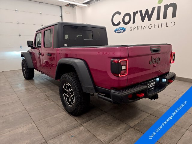 Used 2024 Jeep Gladiator Rubicon w/ Convenience Group AWD/4WD image 3