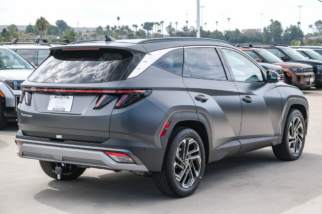 New 2025 Hyundai Tucson Limited FWD image 6