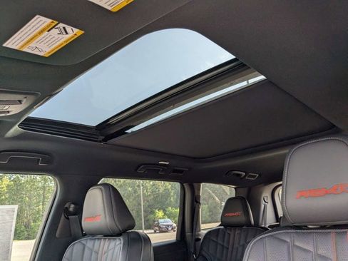 New 2025 Nissan Armada PRO-4X w/ Pro-4X Premium Package image 25