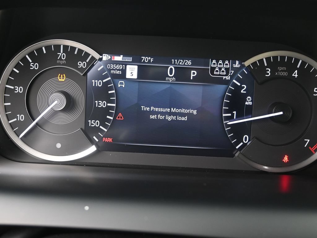 Used 2023 Land Rover Discovery Sport SE AWD/4WD image 12