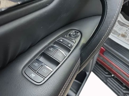 Used 2022 Nissan Armada Platinum w/ Captain's Chairs Package image 13