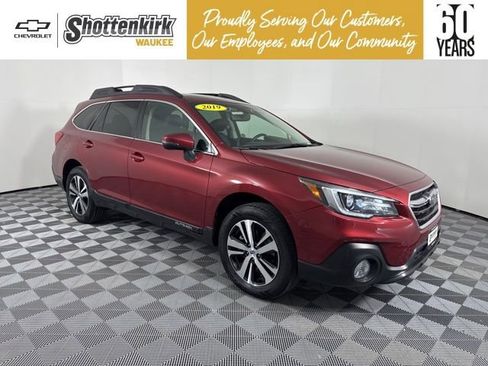 Used 2019 Subaru Outback 2.5i Limited image 1