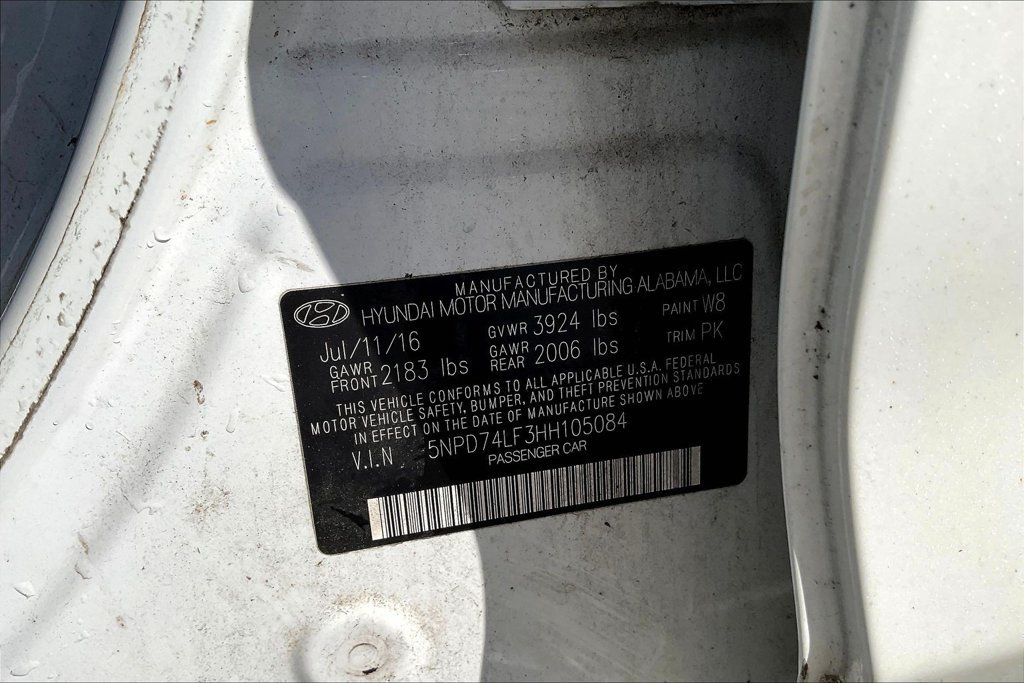 Used 2017 Hyundai Elantra SE FWD image 18