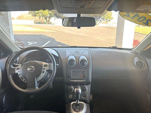 Used 2012 Nissan Rogue SV w/ Premium Pkg image 9