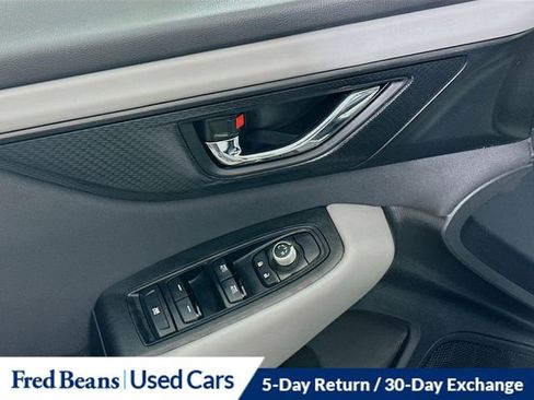 Used 2025 Subaru Outback Premium image 19