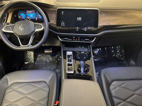 New 2026 Volkswagen Atlas SE image 12