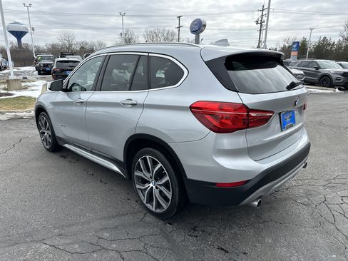 Used 2018 BMW X1 sDrive28i image 6