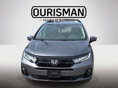 Used 2025 Honda Odyssey Elite image 2