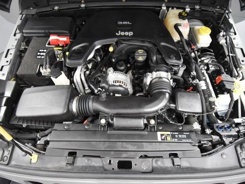 Used 2019 Jeep Wrangler Unlimited Sport image 49