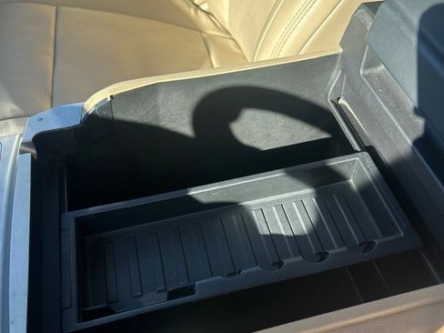 Used 2016 Ford F150 Lariat image 15