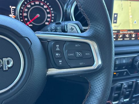 Used 2022 Jeep Wrangler Unlimited Rubicon image 17