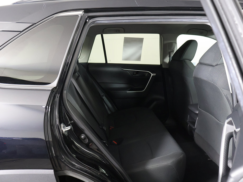 Used 2021 Toyota RAV4 LE w/ Carpet Mat Package (TMS) AWD/4WD image 28