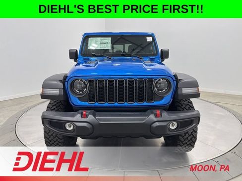New 2026 Jeep Gladiator Rubicon w/ Steel Power Dome Hood Package AWD/4WD image 2