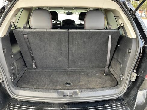 Used 2015 Dodge Journey R/T w/ Flexible Seating Group image 19
