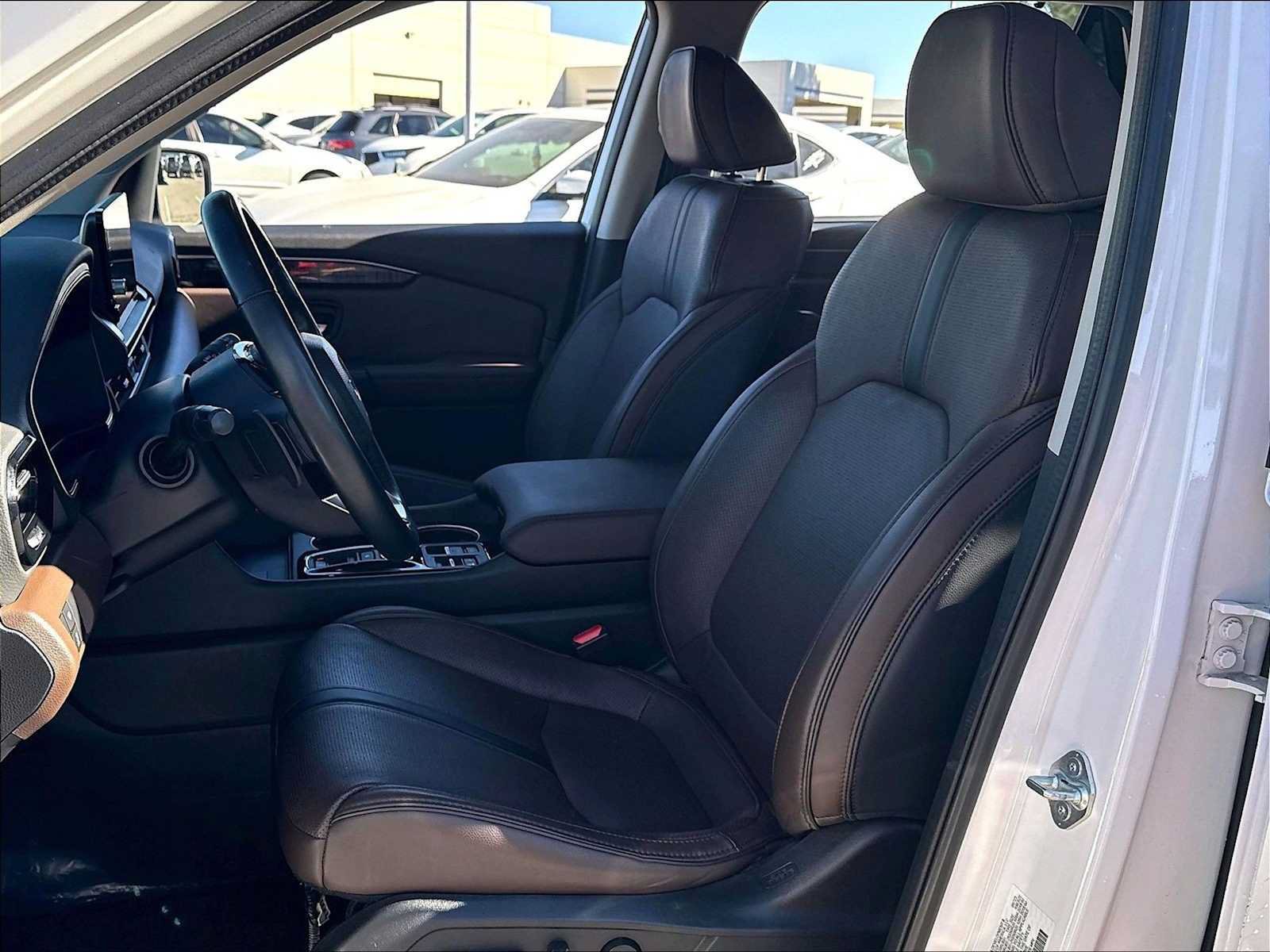 Used 2023 Honda Pilot Elite image 27
