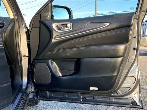 Used 2019 INFINITI QX60 Luxe image 17