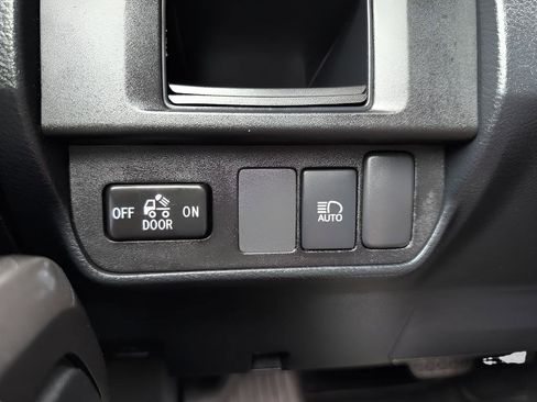 Used 2019 Toyota Tacoma 2WD Double Cab image 21