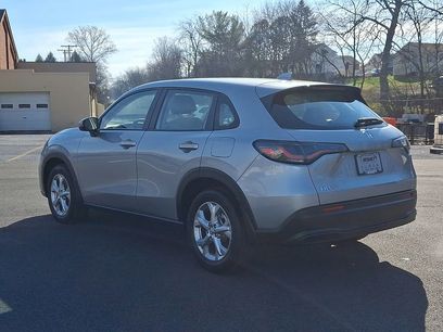 New 2025 Honda HR-V LX