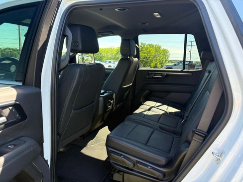 Used 2025 Chevrolet Tahoe LT AWD/4WD image 27