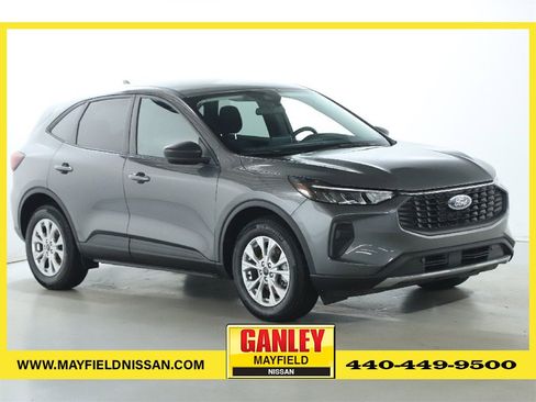 Used 2025 Ford Escape Active image 1